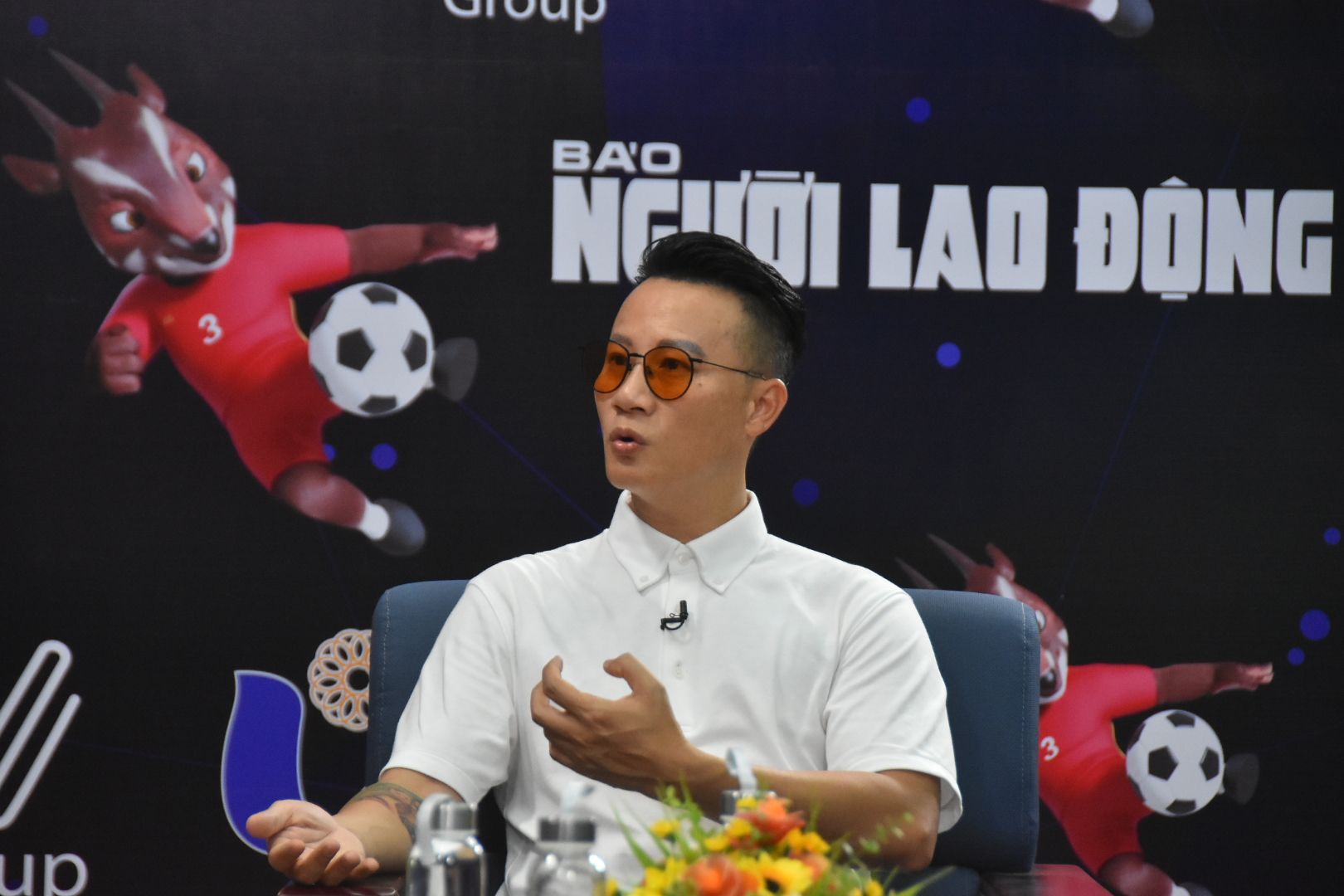 B&igrave;nh luận b&oacute;ng đ&aacute; SEA Games 31: U23 Việt Nam mở toang cửa chung kết - Ảnh 6.