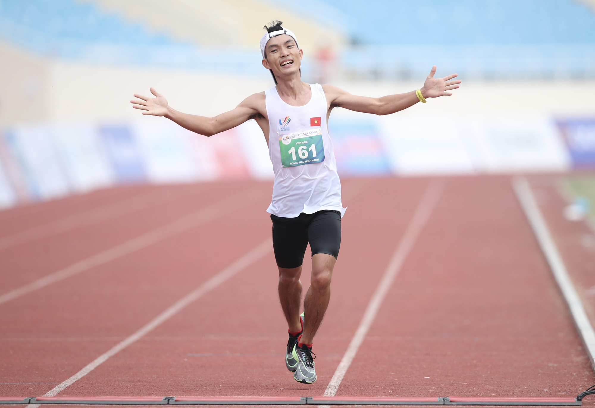 Nhật k&yacute; SEA Games ng&agrave;y 19-5: Chia tay bơi v&agrave; điền kinh, TTVN gi&agrave;nh 153 HCV - Ảnh 36.