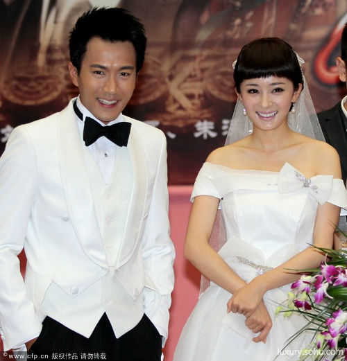 Điểm danh 3 &ldquo;đ&aacute;m cưới thế kỷ&rdquo; của showbiz kết th&uacute;c trong tan vỡ - Ảnh 10.