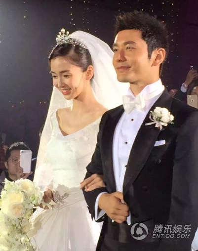 Điểm danh 3 &ldquo;đ&aacute;m cưới thế kỷ&rdquo; của showbiz kết th&uacute;c trong tan vỡ - Ảnh 6.