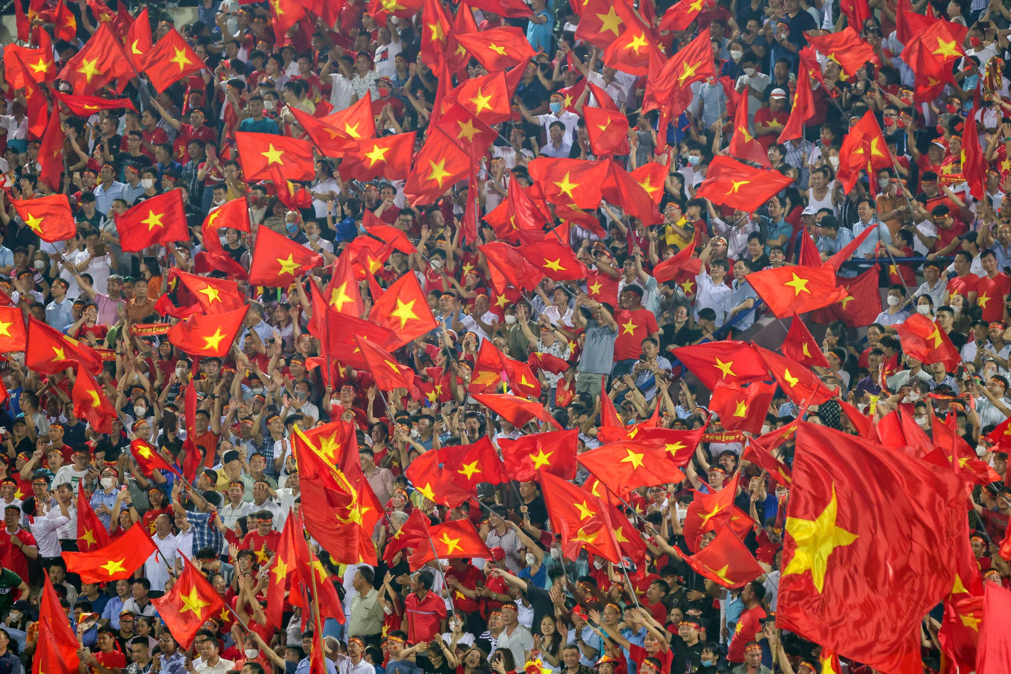 H&igrave;nh ảnh đẹp tr&ecirc;n kh&aacute;n đ&agrave;i s&acirc;n Việt Tr&igrave; sau trận thắng của U23 Việt Nam - Ảnh 2.
