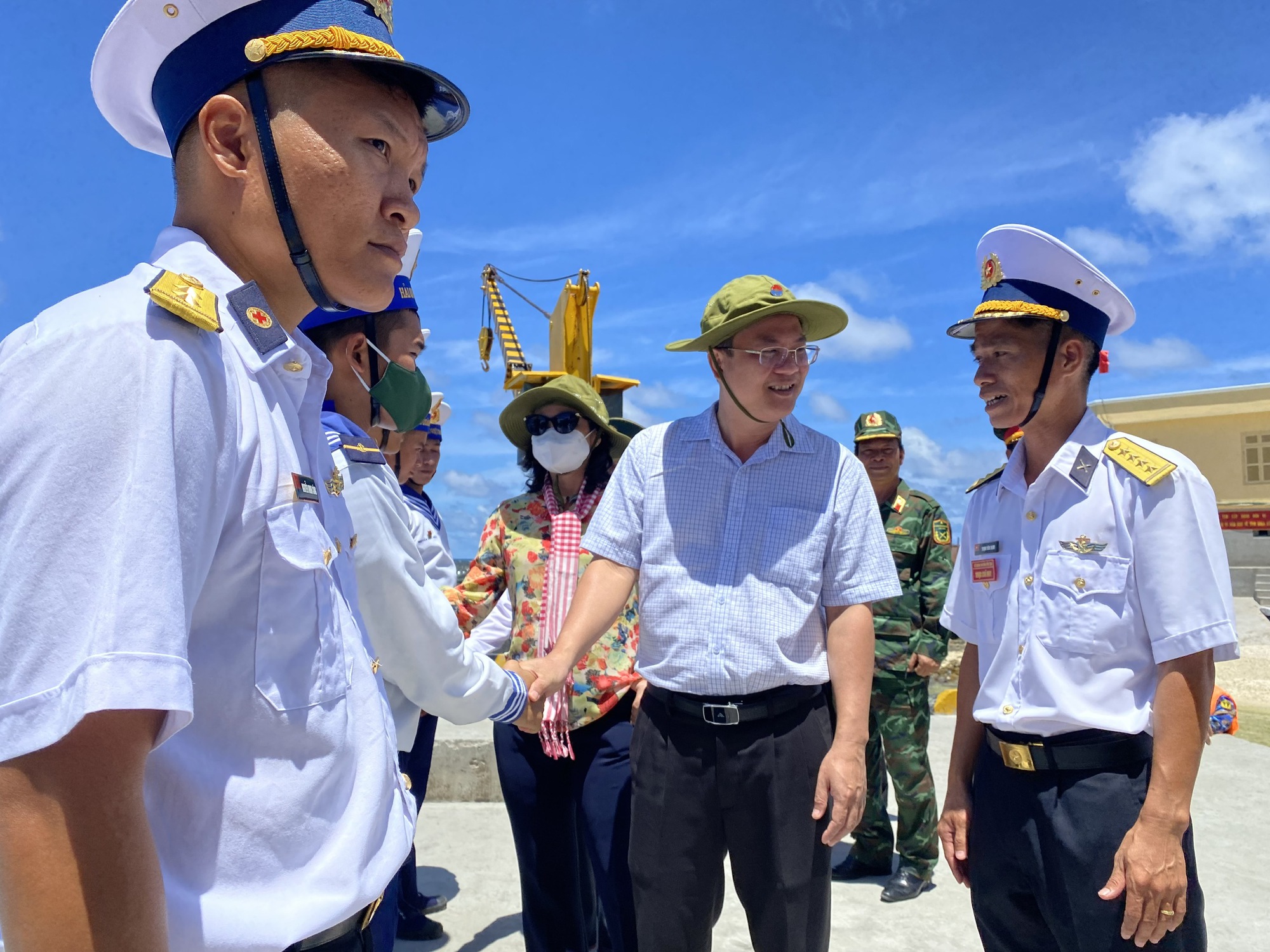 Nhớ mãi khoảnh khắc đẹp ở Trường Sa - Ảnh 3.