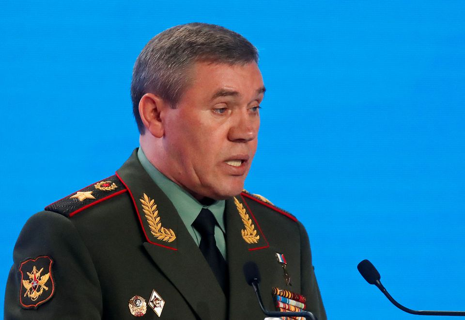 Mỹ viện trợ &ldquo;khủng&rdquo; cho Ukraine, tướng h&agrave;ng đầu điện đ&agrave;m với Nga - Ảnh 2.