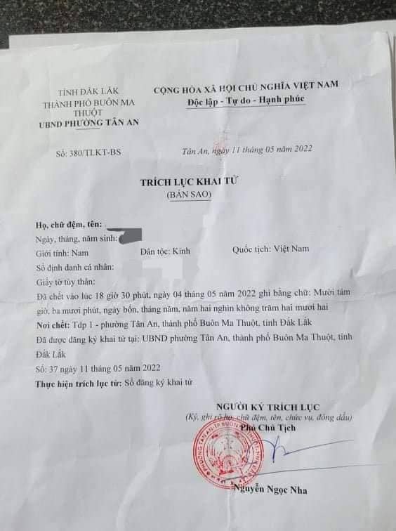 Bất ngờ mẹ đi khai tử cho con trai 3 tuổi dù còn sống