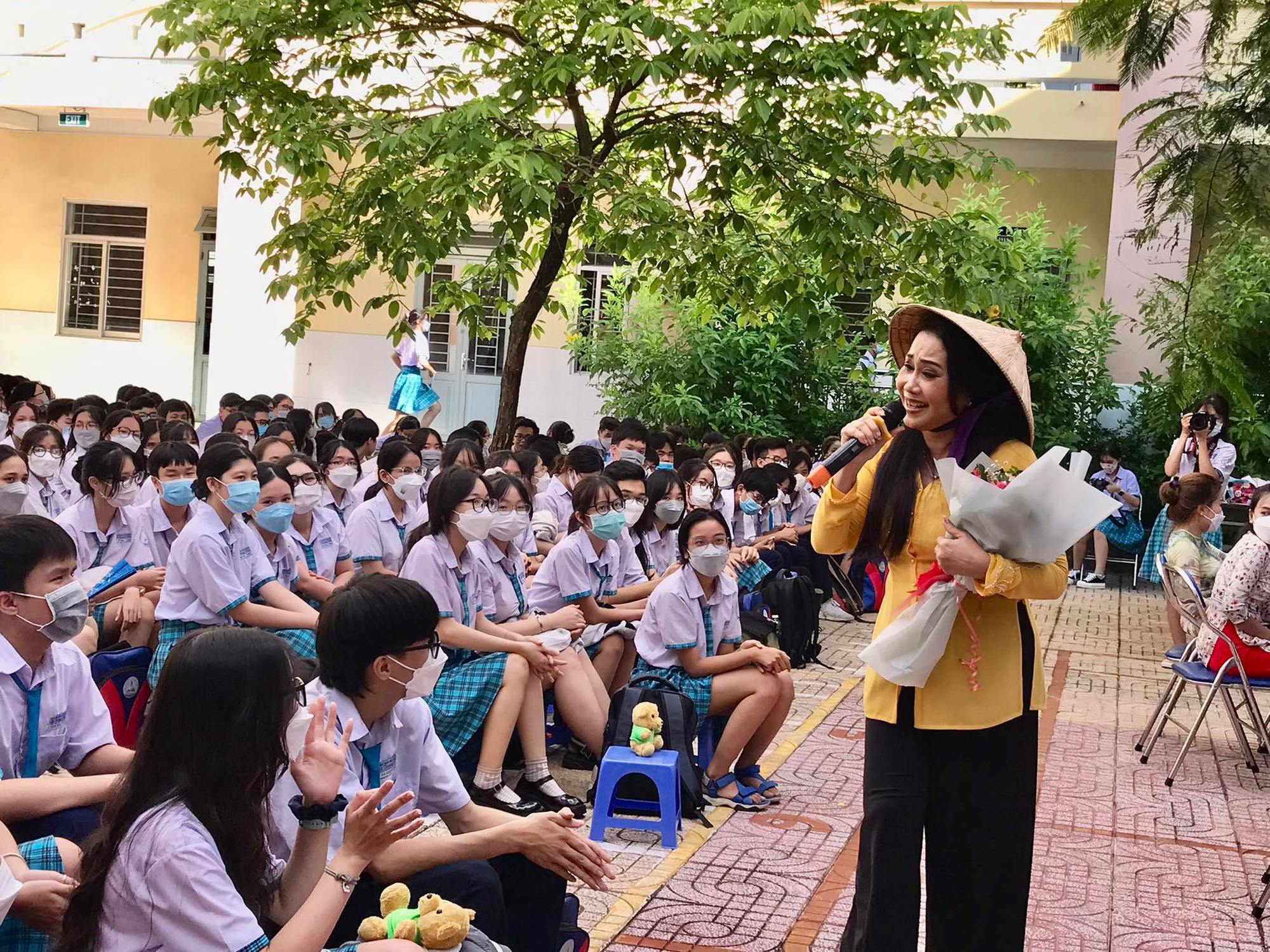Nghệ sĩ Thanh Hằng đưa dân ca vào học đường