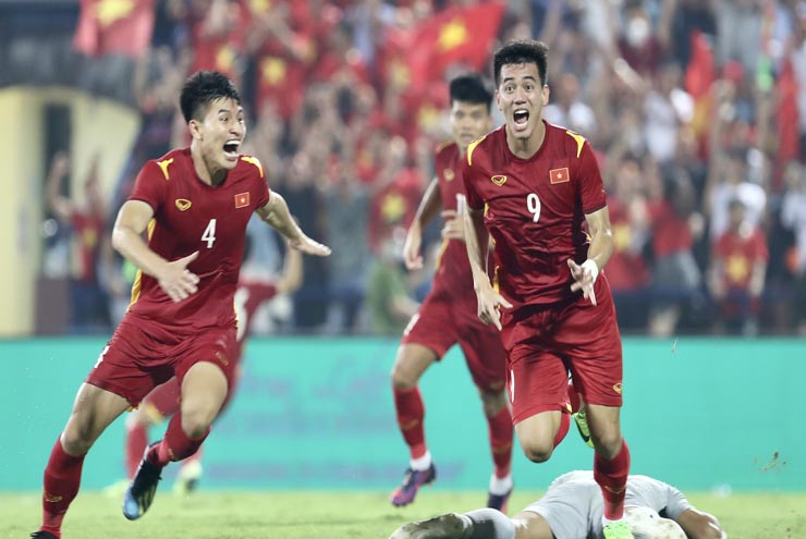 Soi kèo chung kết: U23 Việt Nam chấp nhẹ đội Thái, nhà cái phân vân - Ảnh 1.