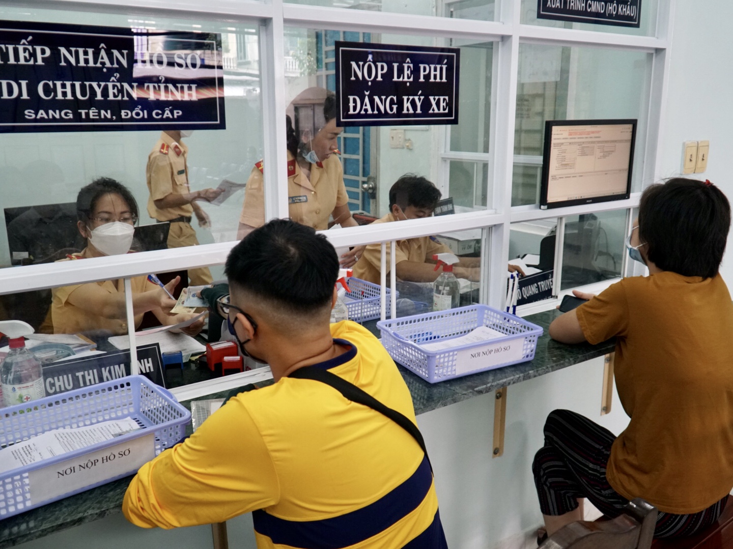 Quy trình đăng ký xe mới, có biển số chỉ trong 20 phút