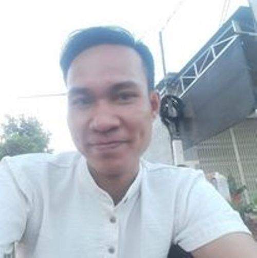 Truy nã người đàn ông đâm hàng xóm nhập viện rồi bỏ trốn