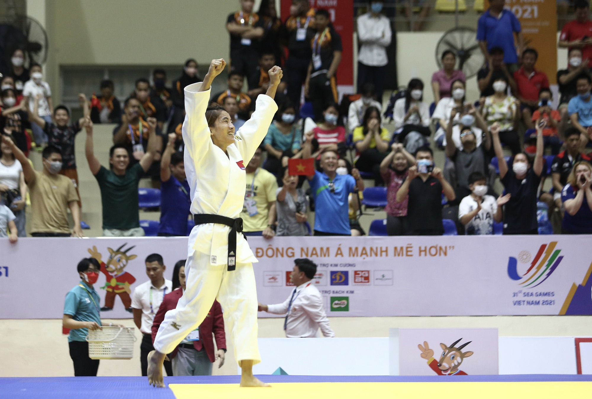 Nhật ký SEA Games 31 ngày 21-5: Bóng đá nữ lên ngôi, TTVN vượt xa chỉ tiêu HCV - Ảnh 16.