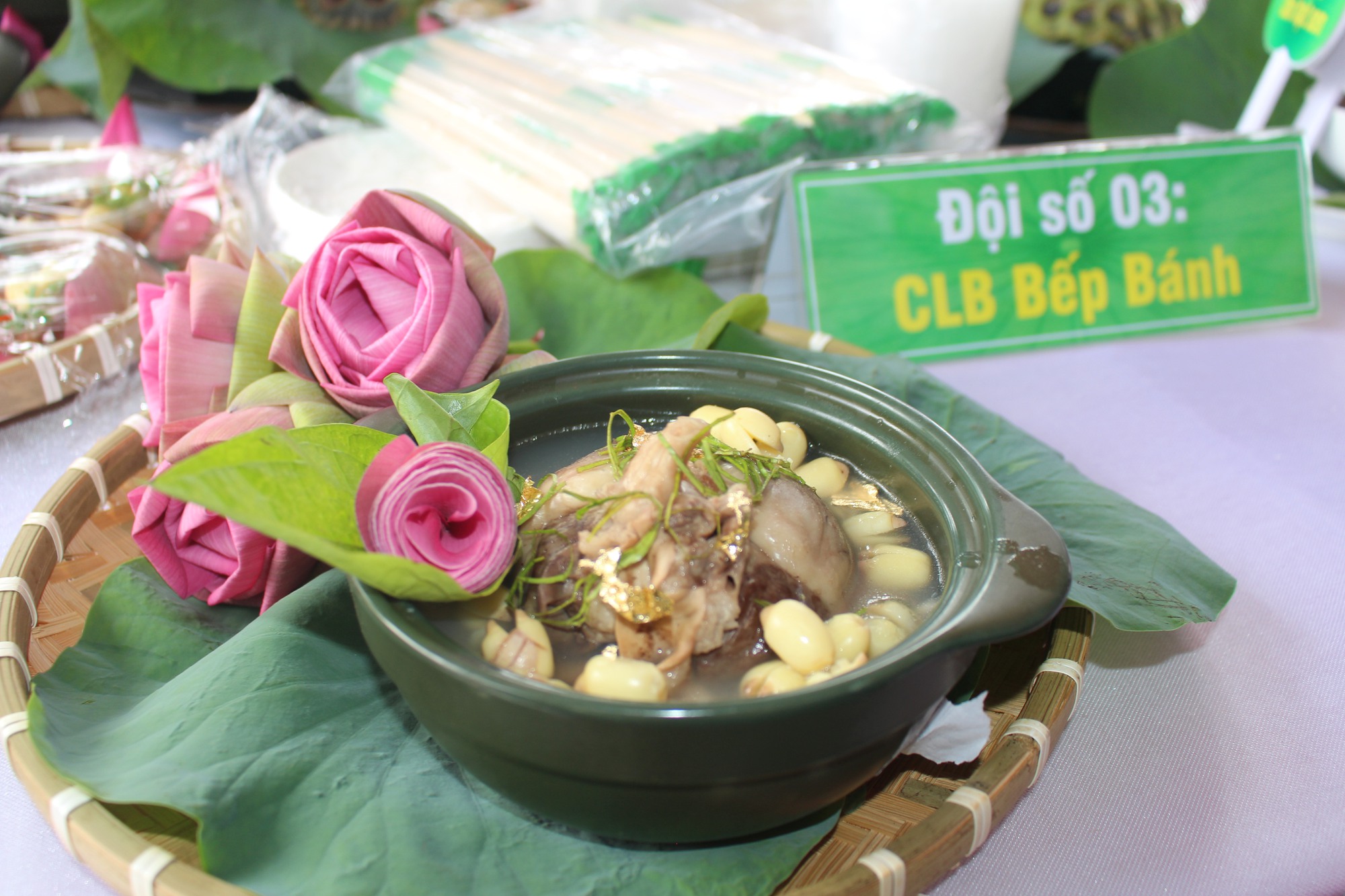 Kỷ lục Việt Nam với 200 m&oacute;n ăn được chế biến từ sen ở Đồng Th&aacute;p - Ảnh 10.