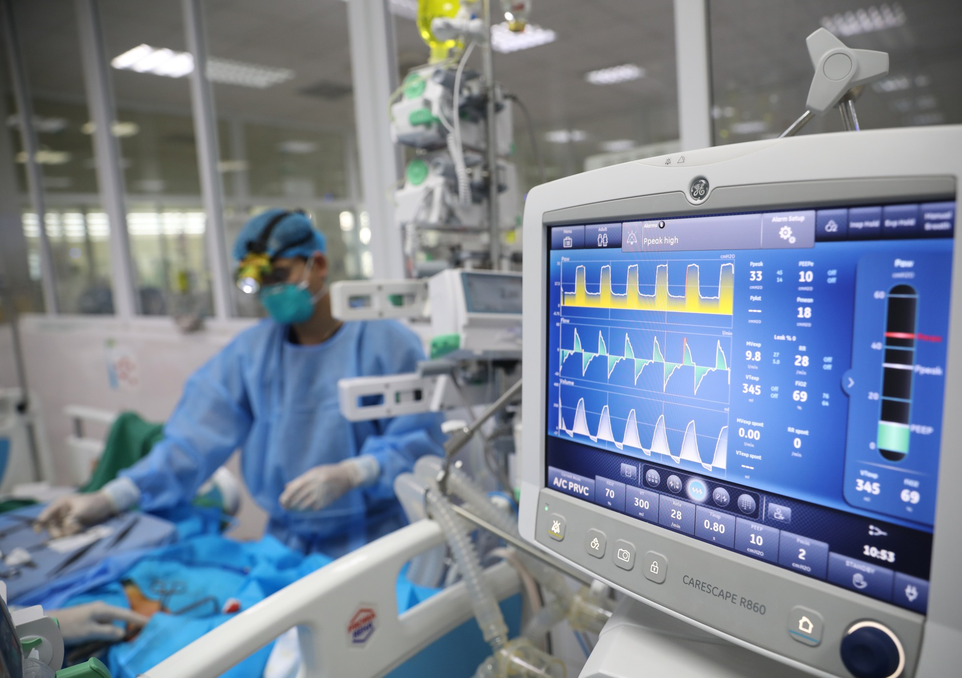 Dịch Covid-19 hôm nay: Số mắc tăng nhẹ, 2 ca tử vong ở Tây Ninh và Trà Vinh