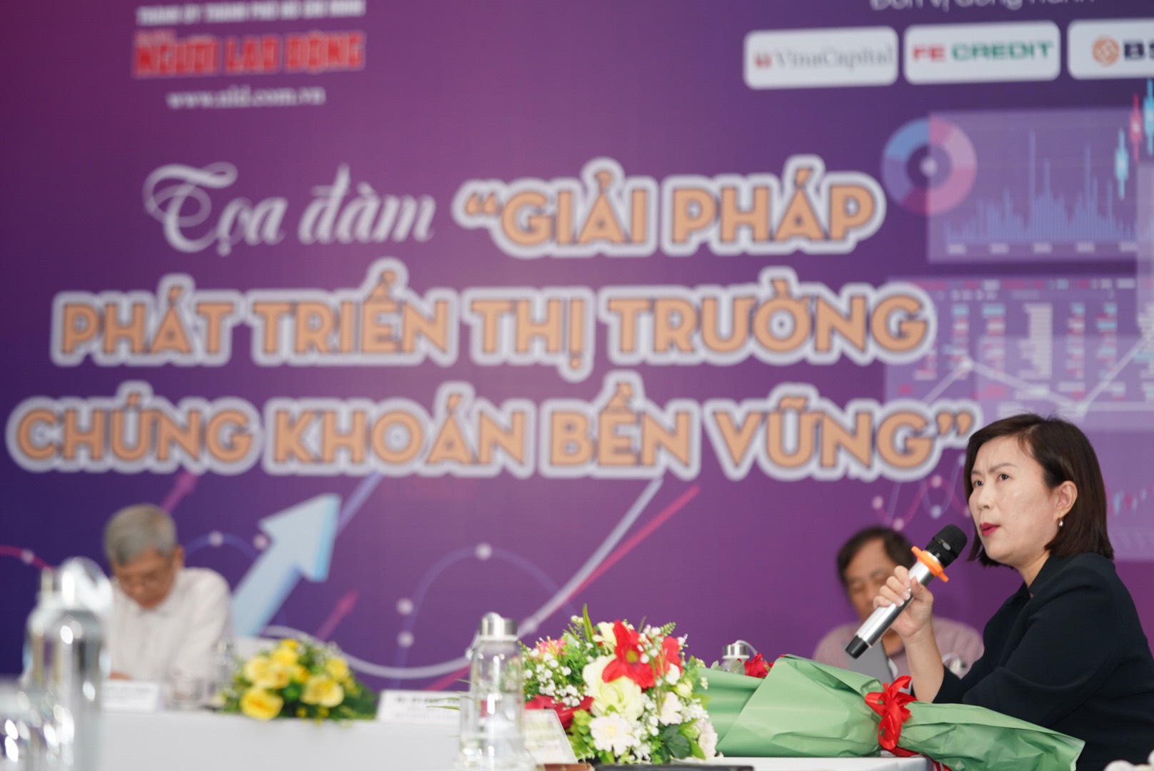 Phải nâng cao chất lượng quản lý thị trường chứng khoán