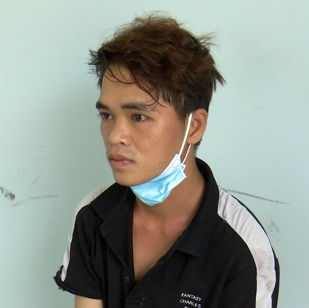 Bắt tạm giam g&atilde; trai vờ hỏi mua xe rồi hiện nguy&ecirc;n h&igrave;nh kẻ cướp - Ảnh 1.