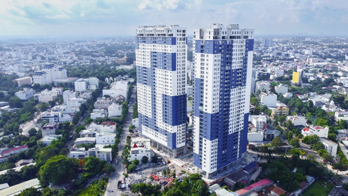 Đi tìm chủ nhân “mua nhà trúng nhà” tại C-Sky View