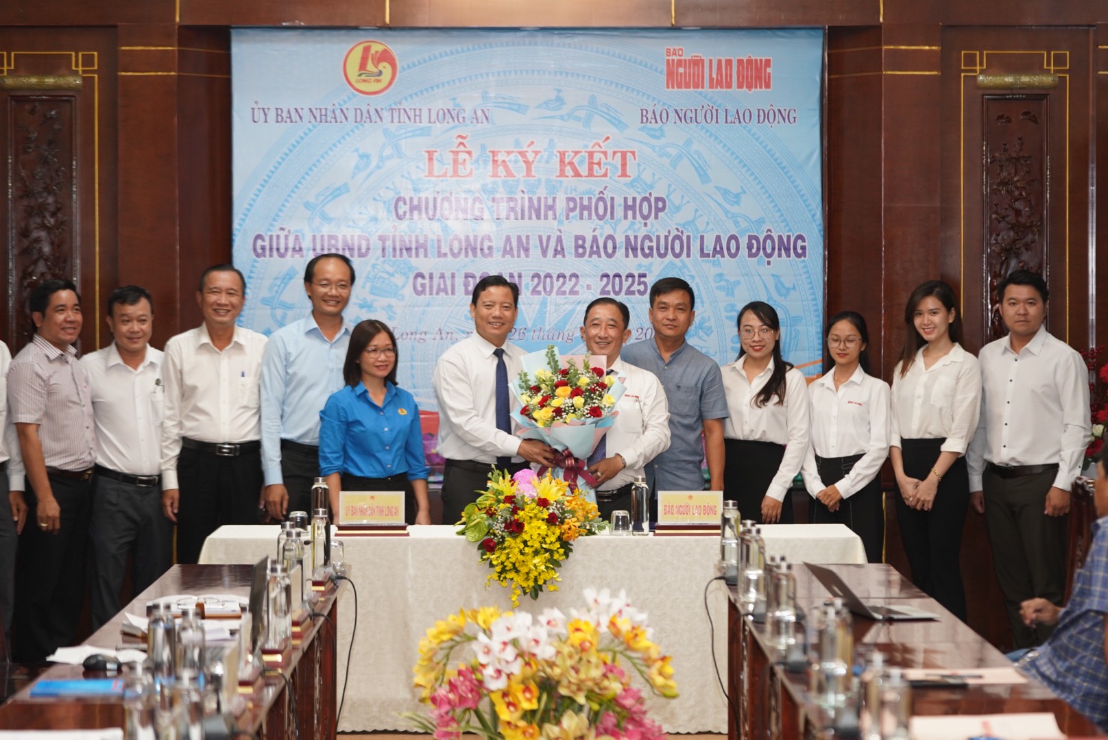 B&aacute;o Người Lao Động k&yacute; kết phối hợp với UBND tỉnh Long An giai đoạn 2022-2025 - Ảnh 9.