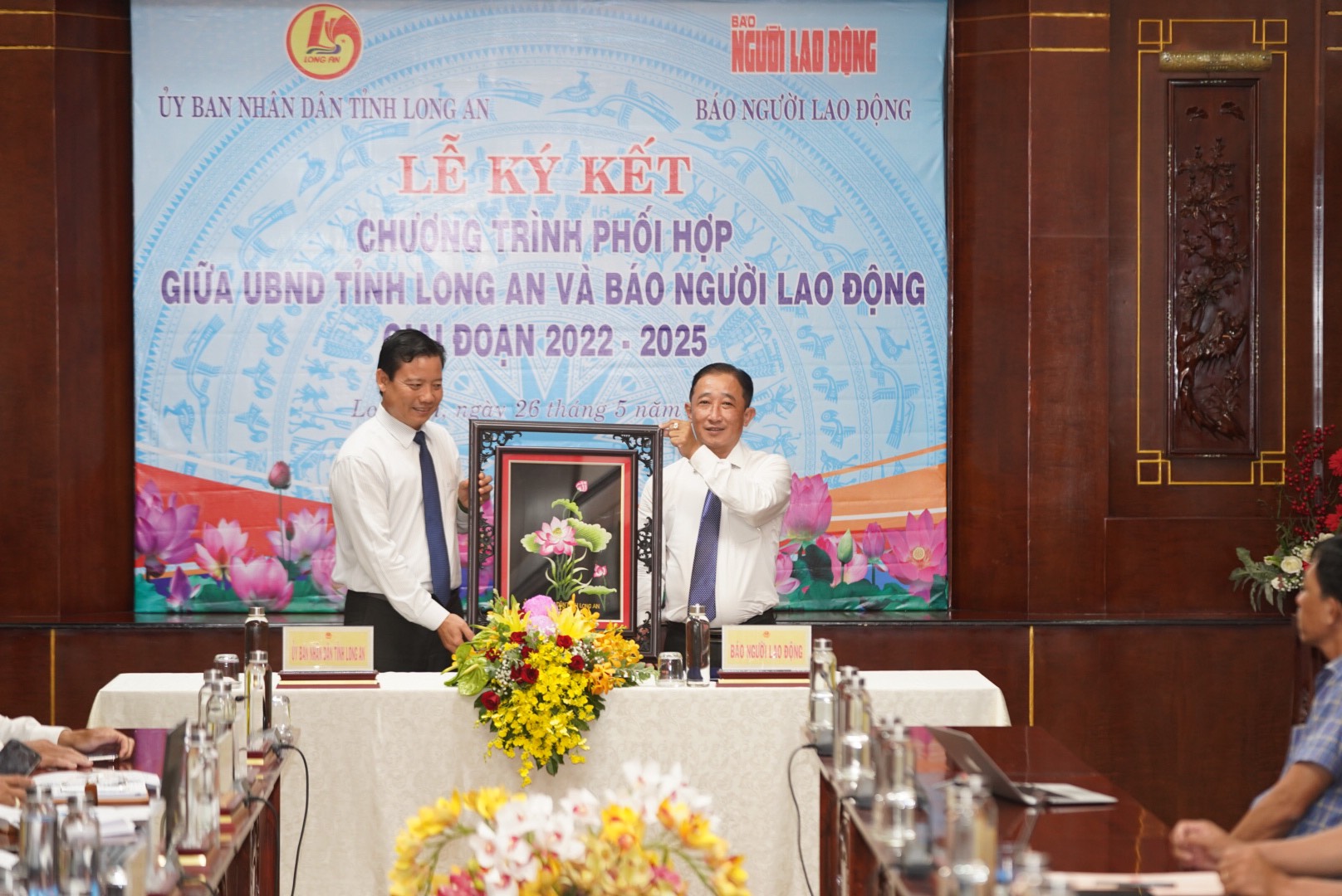B&aacute;o Người Lao Động k&yacute; kết phối hợp với UBND tỉnh Long An giai đoạn 2022-2025 - Ảnh 10.