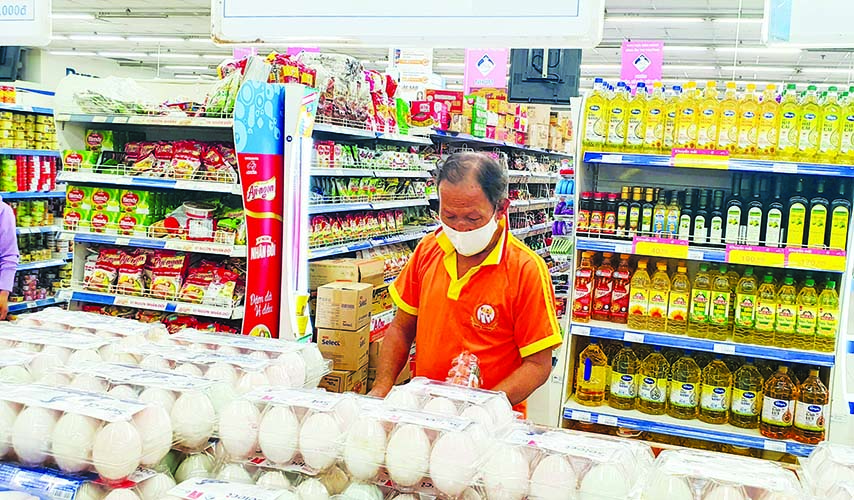 BÌNH ỔN THỊ TRƯỜNG NĂM 2022: Giá bình ổn, mới nội dung