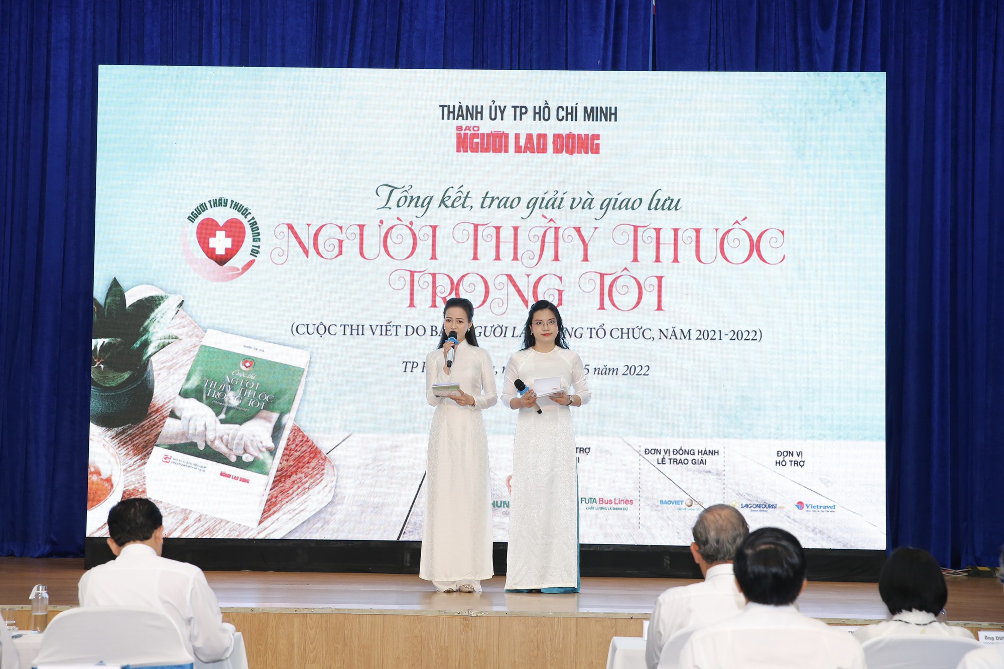 Lễ trao giải cuộc thi viết &ldquo;Người thầy thuốc trong t&ocirc;i - Ảnh 1.