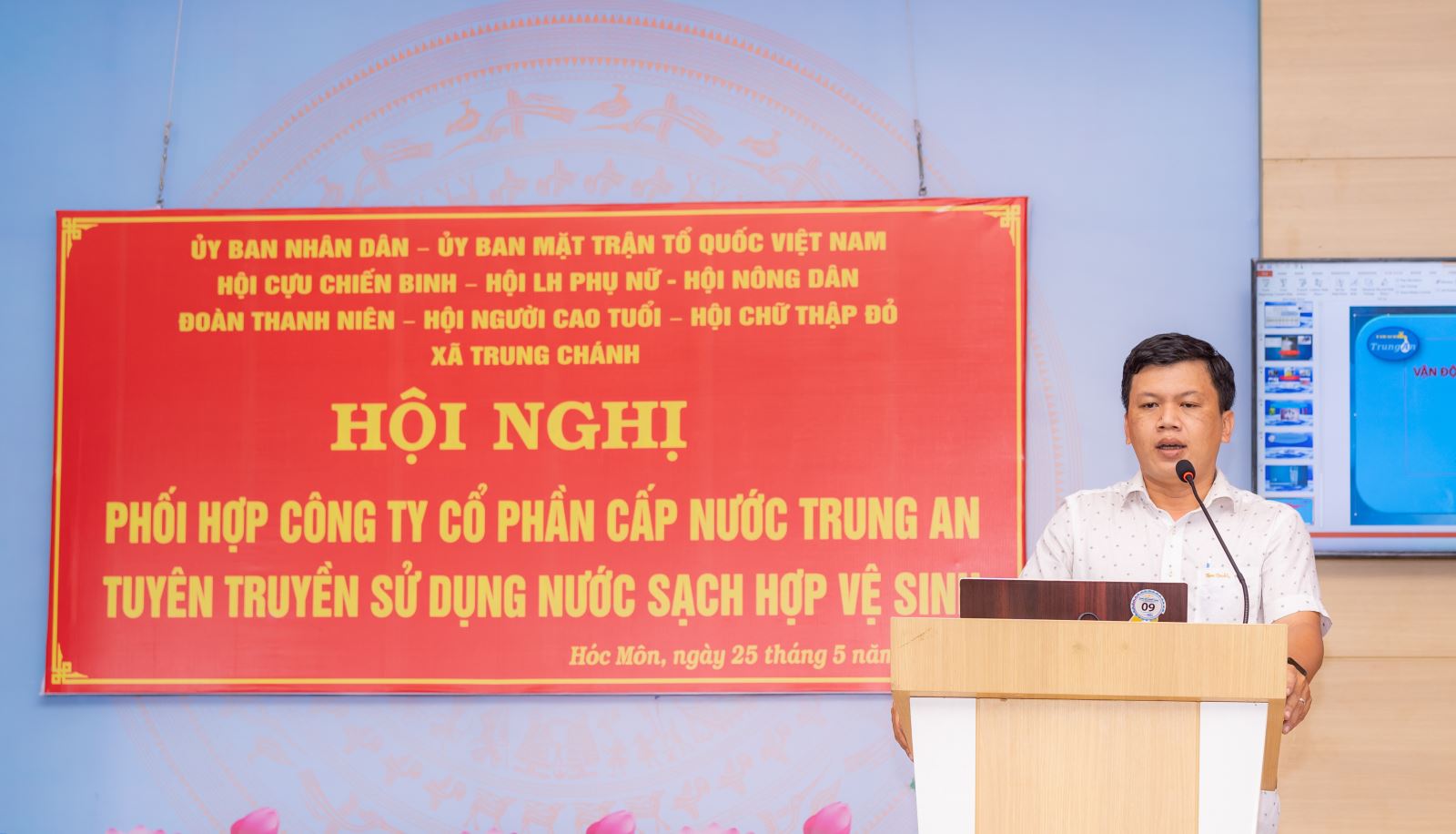 Hội nghị vận động sử dụng nước sạch tại x&atilde; Trung Ch&aacute;nh - Ảnh 3.