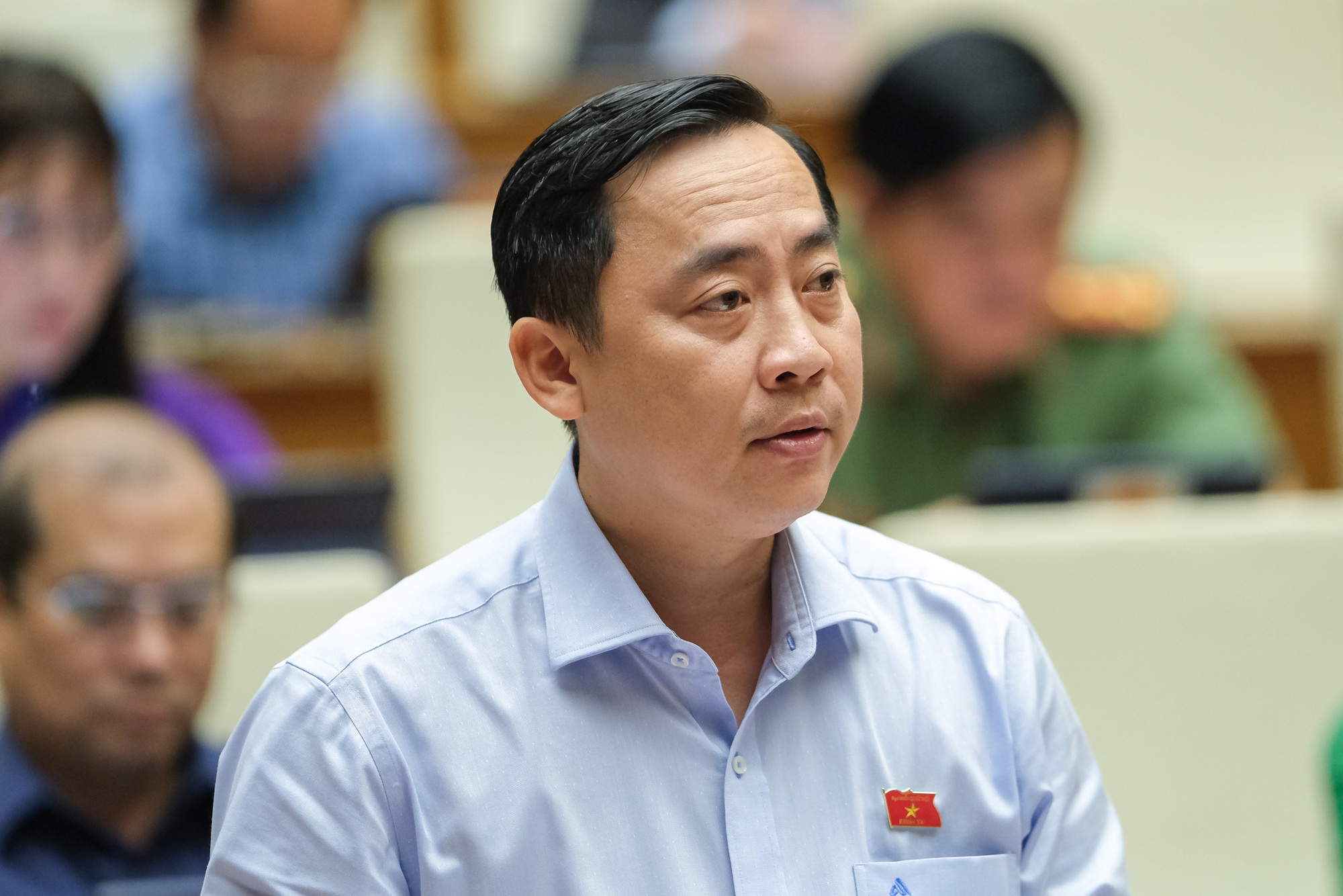 ĐBQH Trần Ho&agrave;ng Ng&acirc;n: Nếu nhận được Thư khen của Chủ tịch Quốc hội th&igrave; rất tuyệt vời - Ảnh 2.