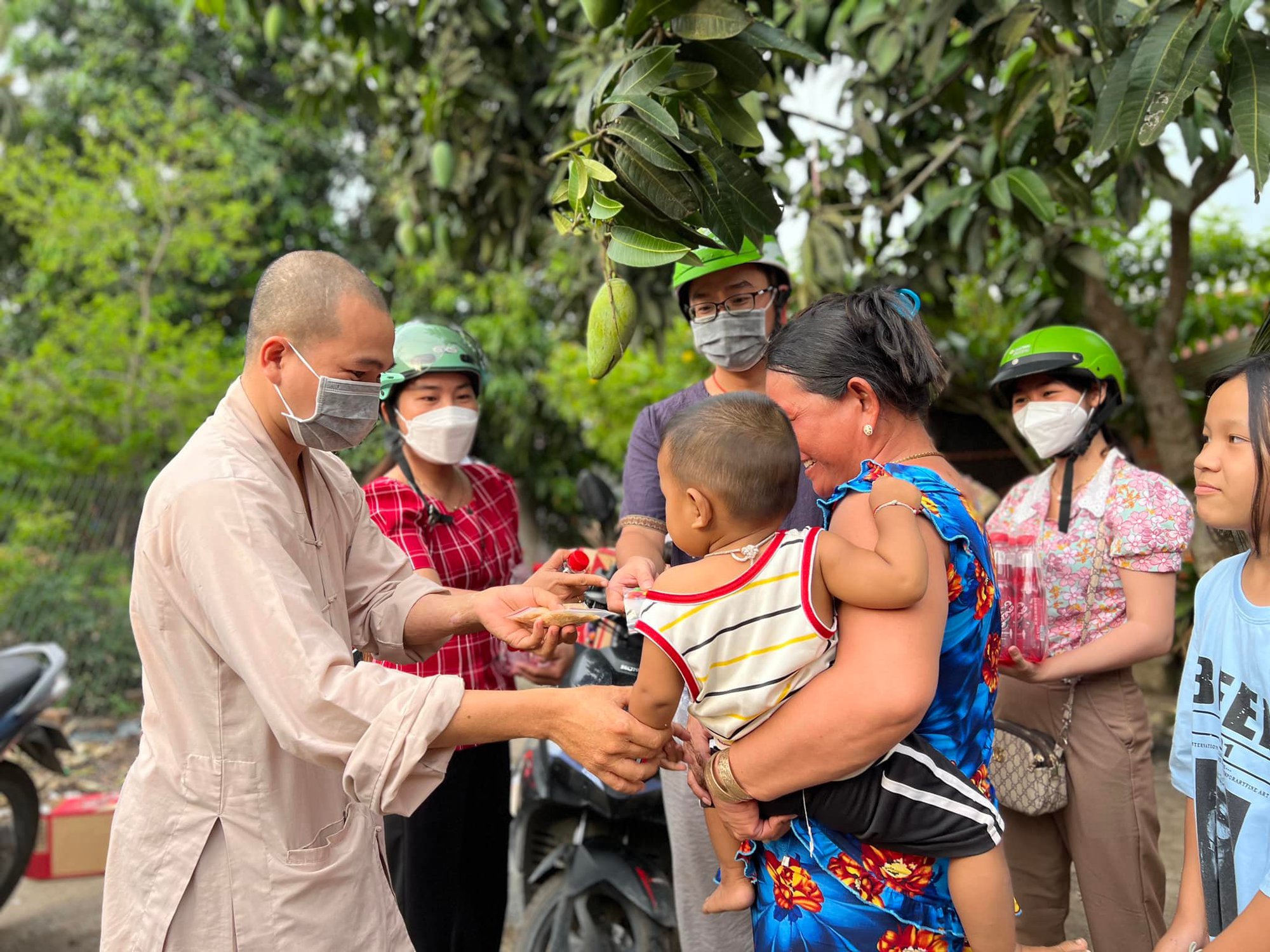 Những mô hình thiện nguyện ấm lòng của Đại đức Thích Thiện Duy
