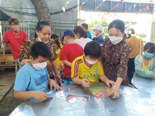 S&acirc;n chơi cuối tuần cho c&ocirc;ng nh&acirc;n v&agrave; con c&ocirc;ng nh&acirc;n - Ảnh 1.