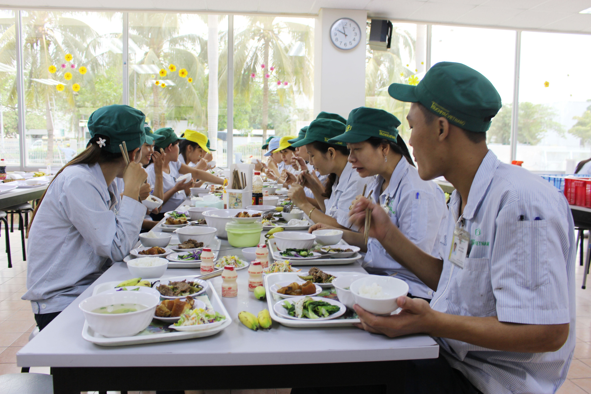 Giúp công nhân có bữa ăn ngon