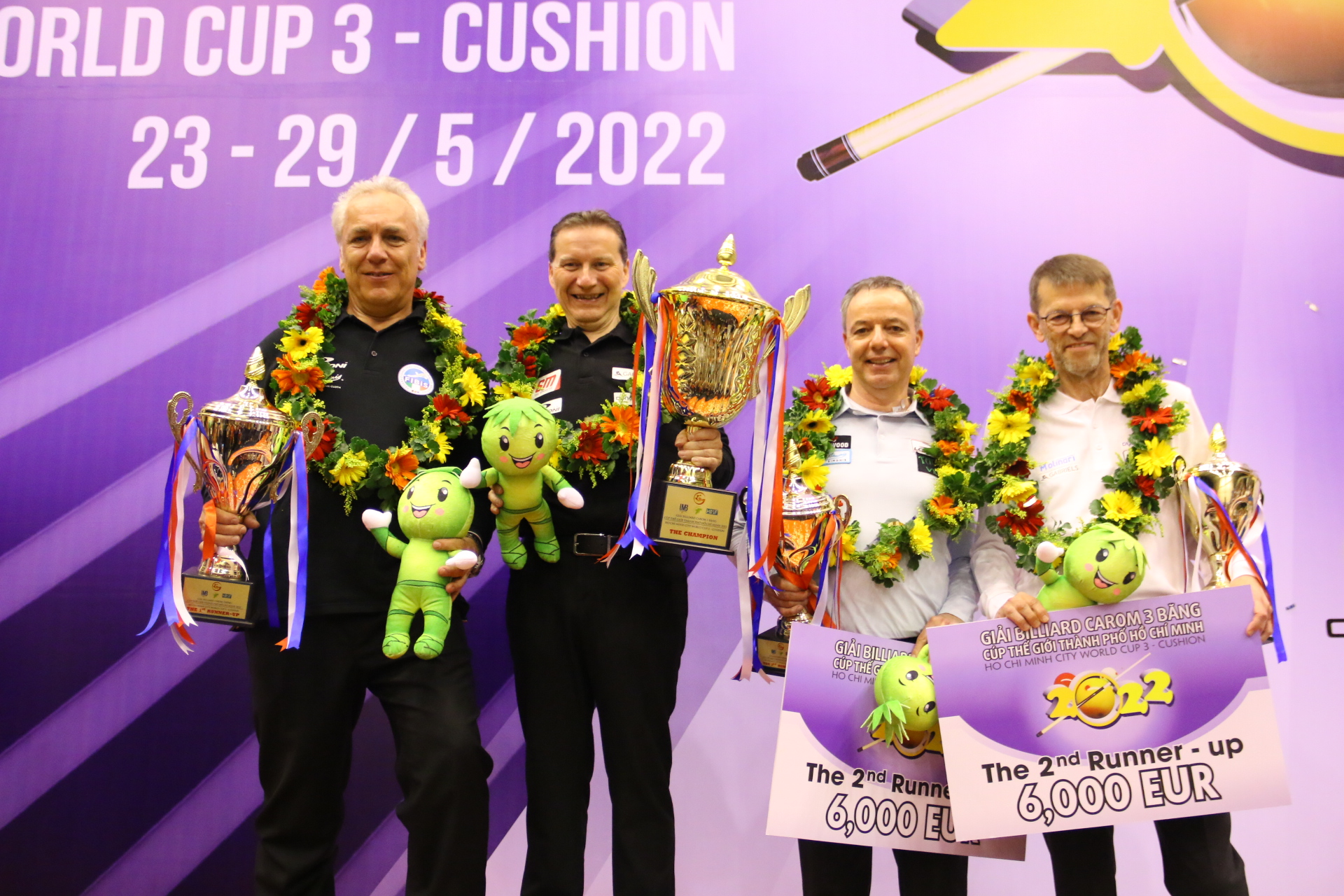 Eddy Merkcx đăng quang World Cup billiards ba băng TP HCM