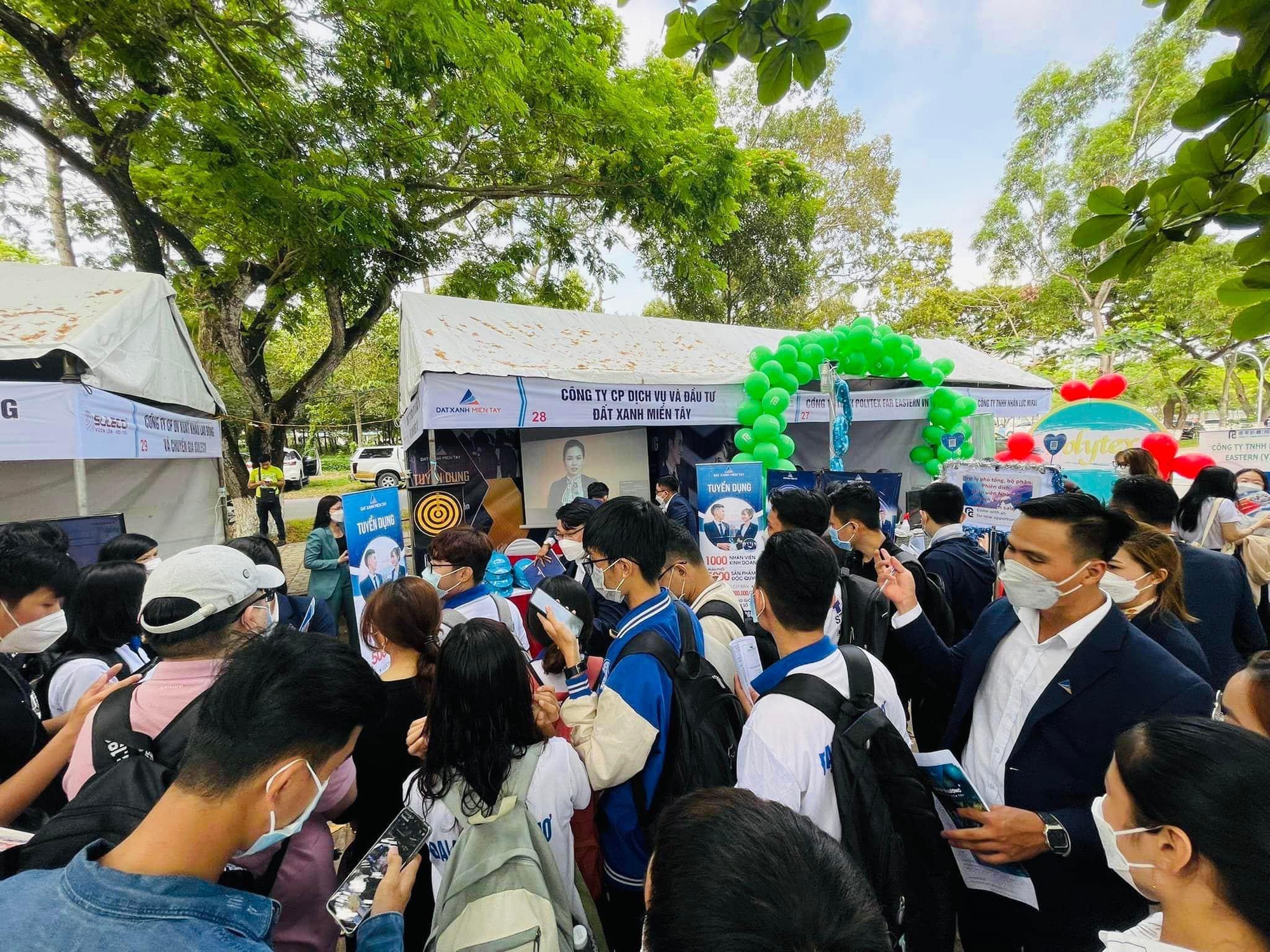 Sức hấp dẫn của ng&agrave;nh bất động sản đối với người lao động trẻ - Ảnh 4.