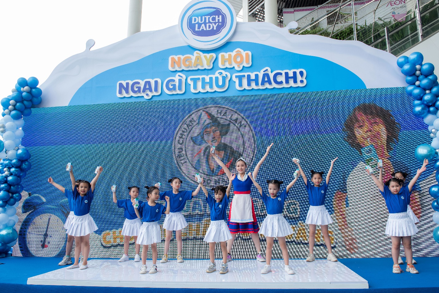 Phát sốt với ly sữa khổng lồ có 1-0-2 trong ngày hội “Ngại gì thử thách” - Ảnh 5.