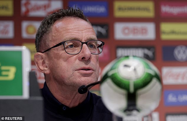 HLV Ralf Rangnick chia tay Man United, từ bỏ lu&ocirc;n vai tr&ograve; cố vấn - Ảnh 4.