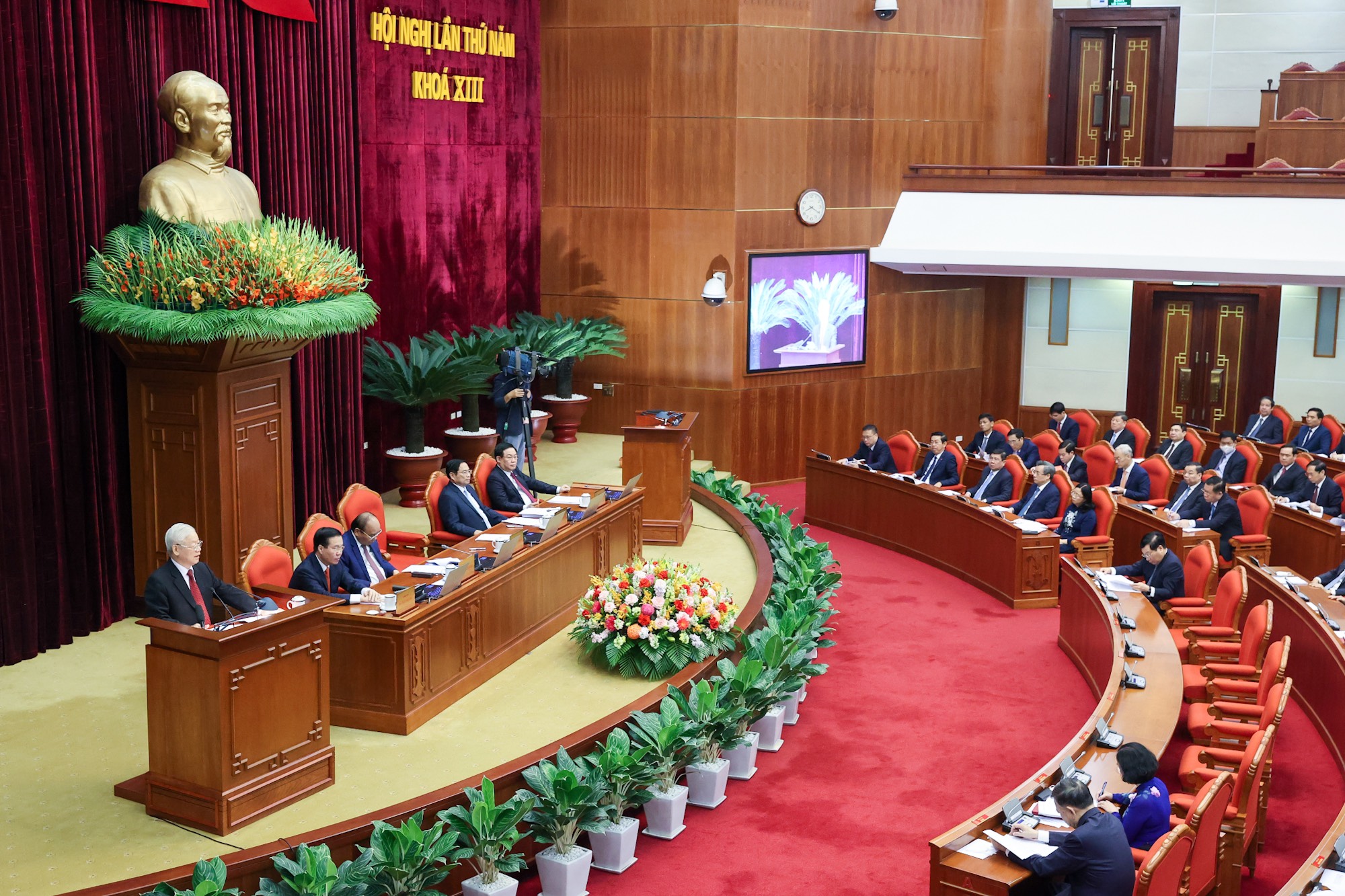 Hội nghị lần thứ năm Ban Chấp hành Trung ương Đảng khóa XIII: Quản lý đất đai cần được đổi mới, hoàn thiện