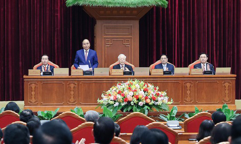 Chủ tịch nước Nguyễn Xuân Phúc điều hành ngày làm việc đầu tiên Hội nghị Trung ương 5