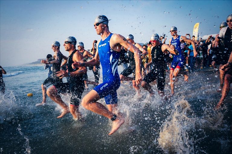 Hơn 2.500 vận động vi&ecirc;n tham gia VNG Ironman 70.3 Việt Nam - Ảnh 1.