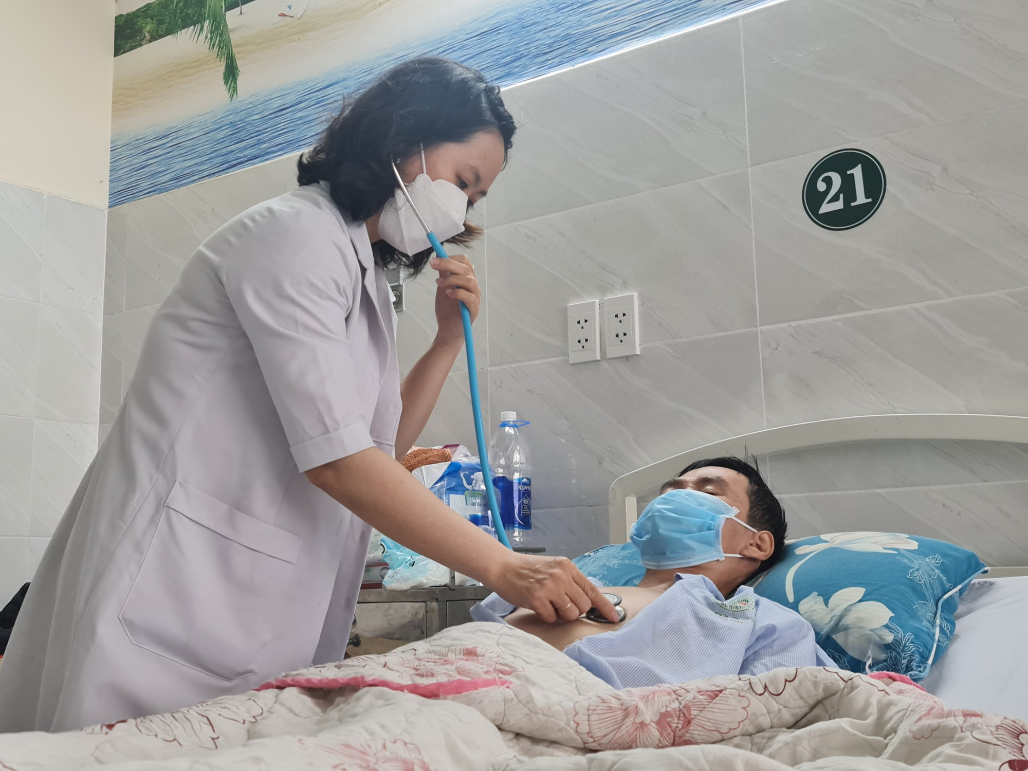 Nam thanh niên uống đến 80 viên thuốc ngủ để tự tử vì... thấy mình bất lực!