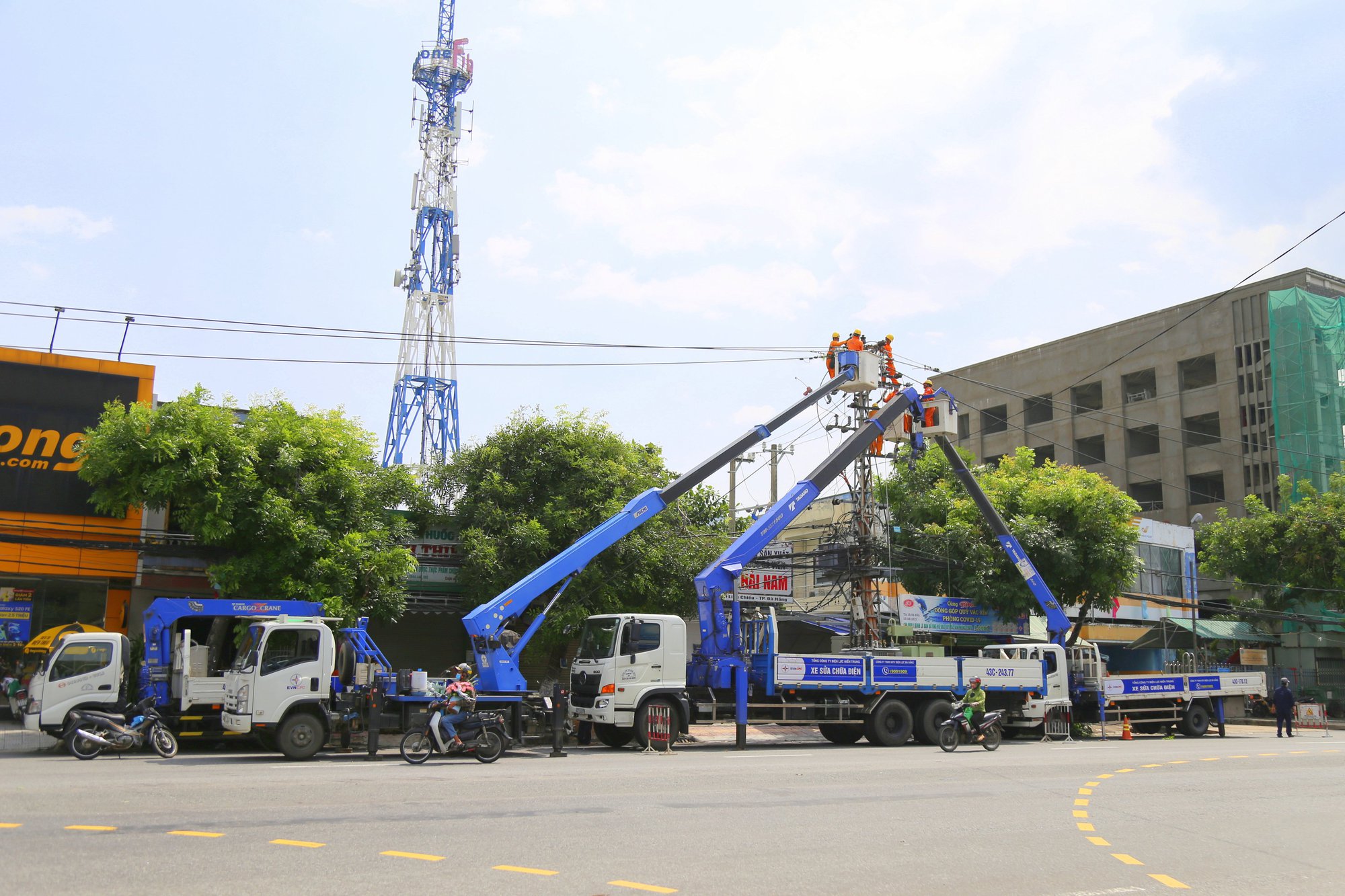 EVNCPC triển khai nhiều giải ph&aacute;p đảm bảo cấp điện m&ugrave;a nắng n&oacute;ng 2022 - Ảnh 3.