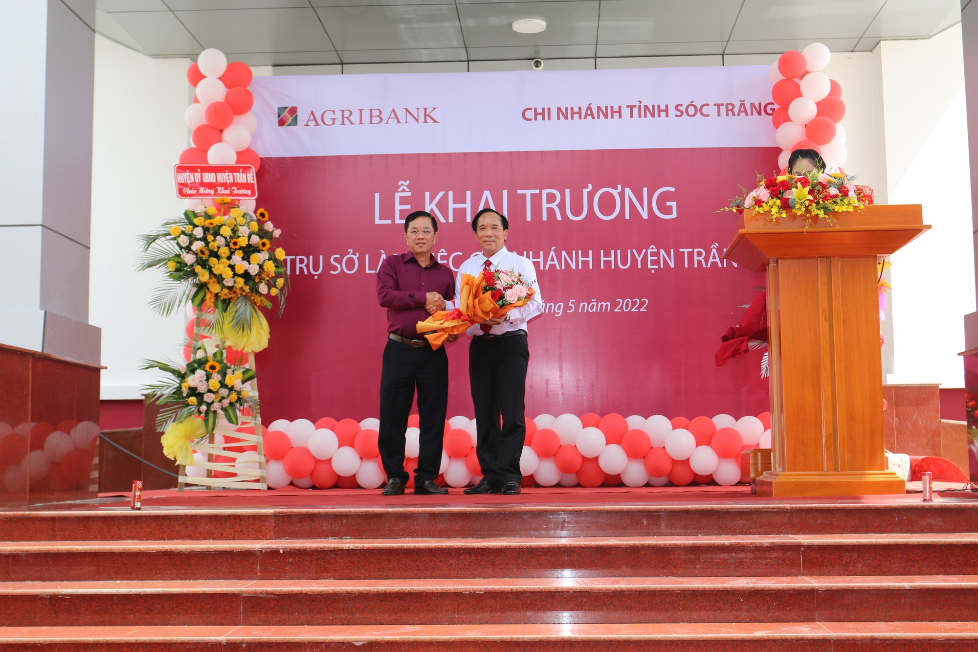 Kh&aacute;nh th&agrave;nh trụ sở l&agrave;m việc của Agribank huyện Trần Đề, tỉnh S&oacute;c Trăng - Ảnh 5.