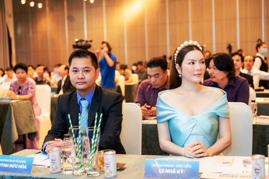 C&ocirc;ng bố c&aacute;c giải thưởng Hoa hậu Du lịch Biển Việt Nam 2022 - Ảnh 2.