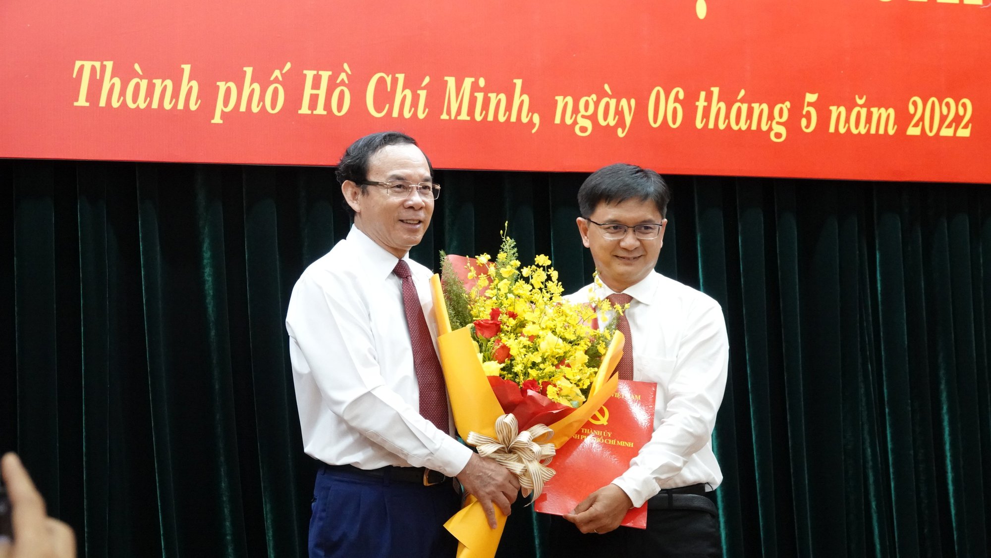 Thành uỷ TP HCM điều động, bổ nhiệm nhiều cán bộ chủ chốt