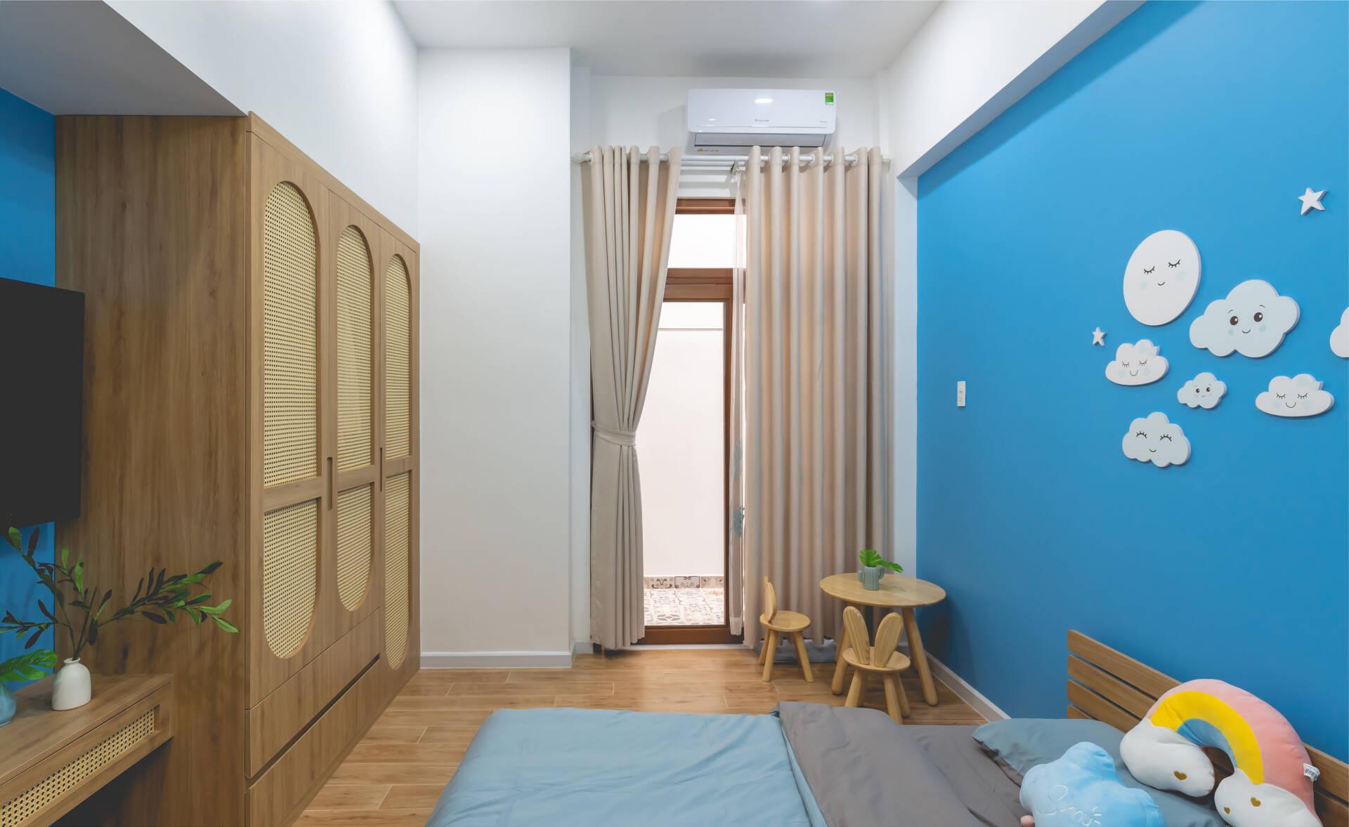 Ng&ocirc;i nh&agrave; d&ugrave;ng gam m&agrave;u ch&oacute;i l&oacute;a, độc đ&aacute;o v&agrave; đẹp đến kh&ocirc;ng ngờ - Ảnh 26.