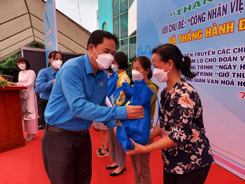 Nâng cao phúc lợi, chăm sóc sức khỏe người lao động