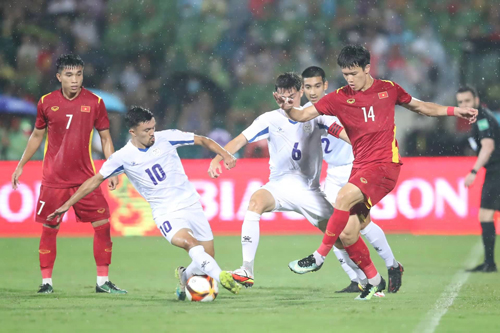 B&oacute;ng đ&aacute; nam SEA Games 31: Chia điểm tiếc nuối với U23 Philippines - Ảnh 1.