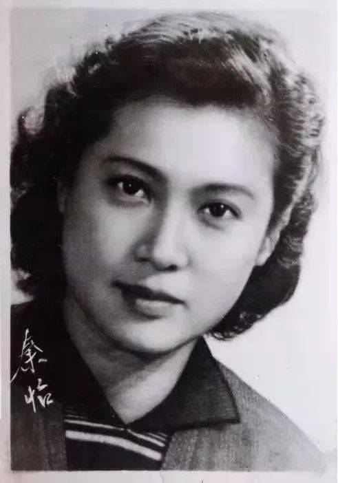 “Người phụ nữ đẹp nhất Trung Quốc” vừa qua đời - Ảnh 2.