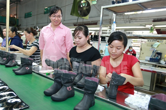 Ồ ạt rút BHXH một lần: Giảm số năm đóng, tăng mức hưởng - Ảnh 1.