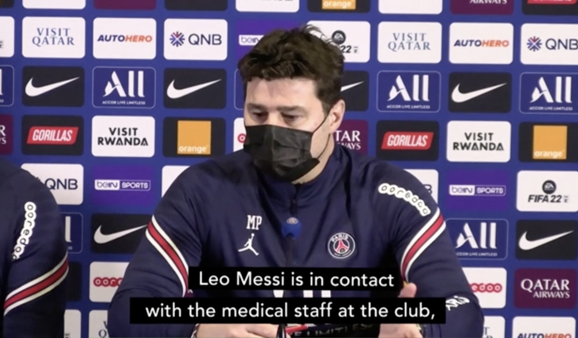 Tiết lộ sốc: Messi kh&ocirc;ng chạy đ&aacute; b&oacute;ng nổi v&igrave; mắc Covid-19 - Ảnh 3.