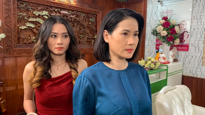 Phim "Vợ quan": Khai thác góc khuất chính trường