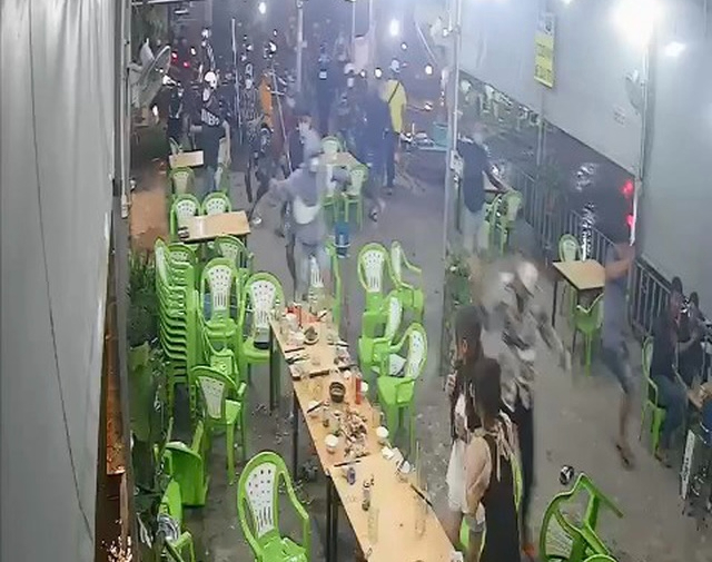 Truy bắt nhóm côn đồ xông vào quán nhậu chém nhiều người