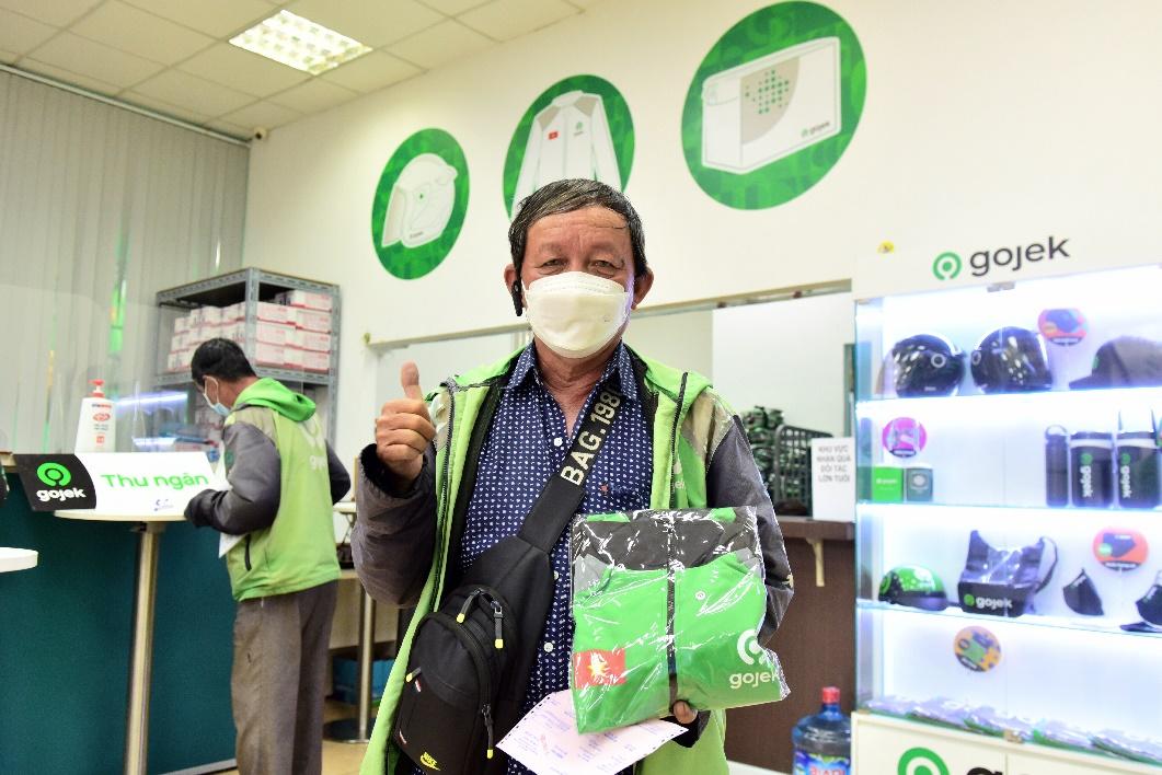 Gojek triển khai chương tr&igrave;nh tri &acirc;n t&agrave;i xế lớn tuổi - Ảnh 3.