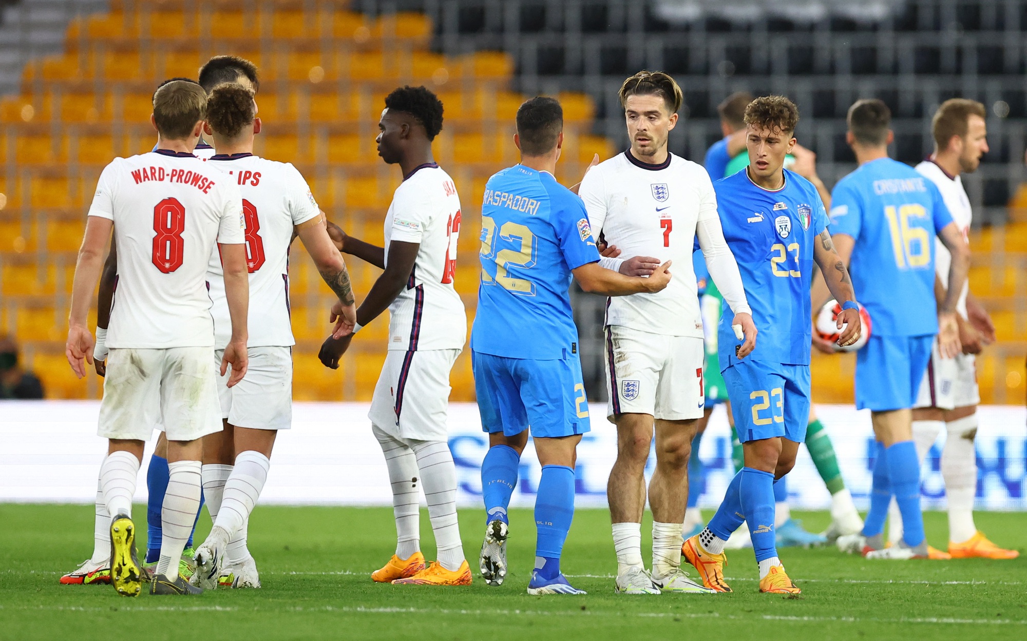 Đại chiến nhạt nh&ograve;a, Tam sư Anh xếp ch&oacute;t bảng Nations League - Ảnh 5.
