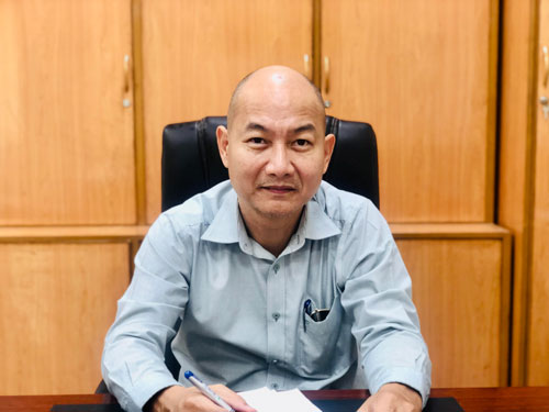 Cơ hội mua sắm với gi&aacute; giảm sốc - Ảnh 1.